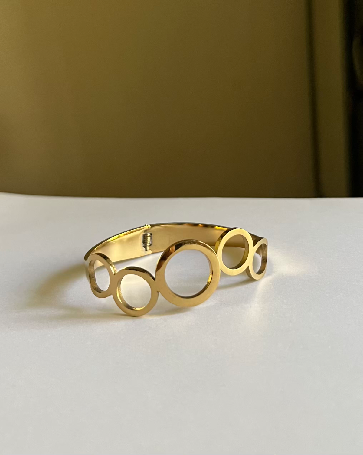 Luxe bangle