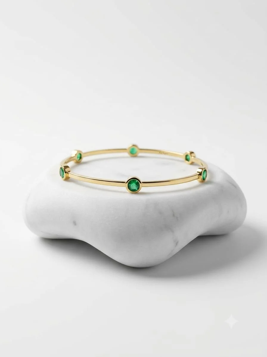 Emerald green bangle
