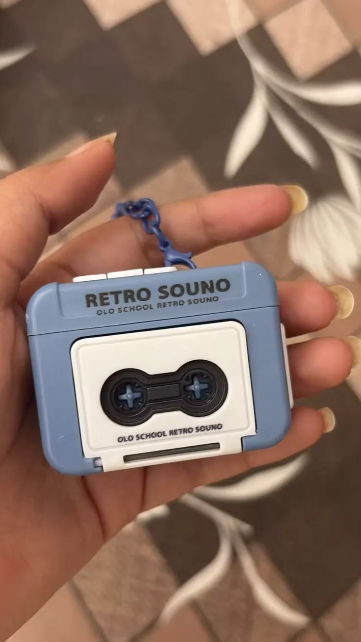 Voice recorder keychain 