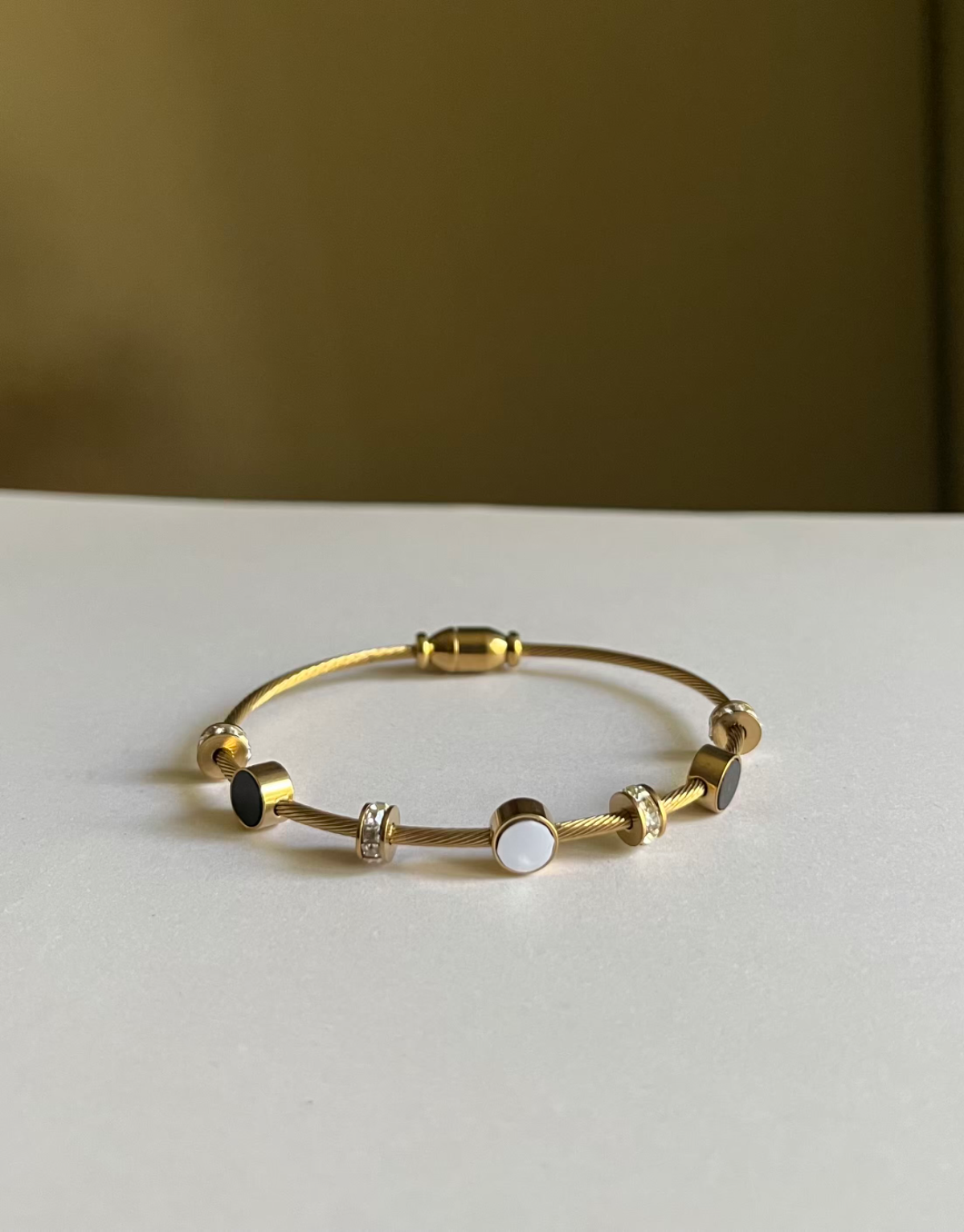 Boldline bangle
