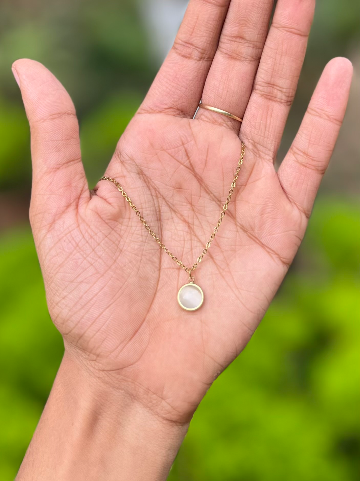 Little white sora chain 