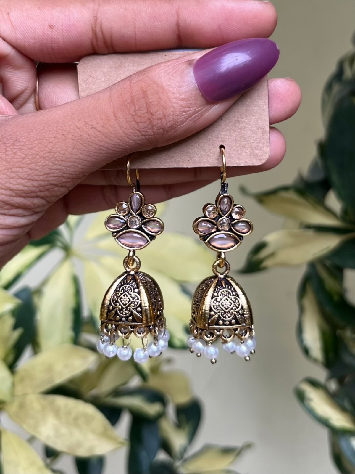 Ratna tara jhumka