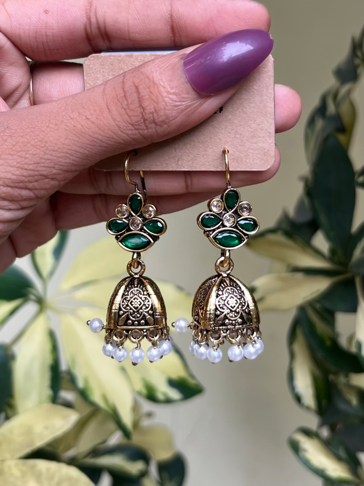Mounik jhumka